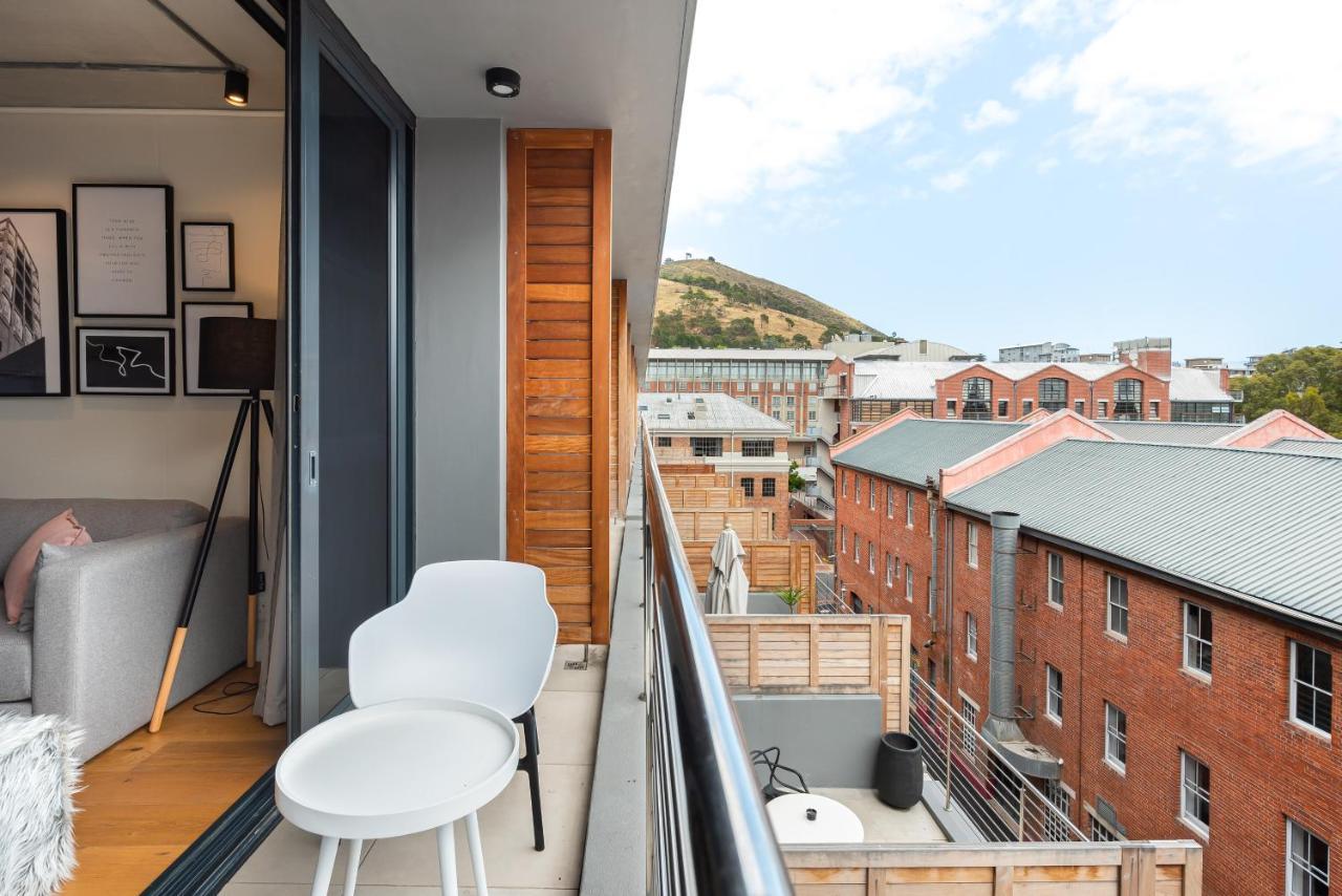 Luxury De Waterkant Apartments Cape Town Exterior photo